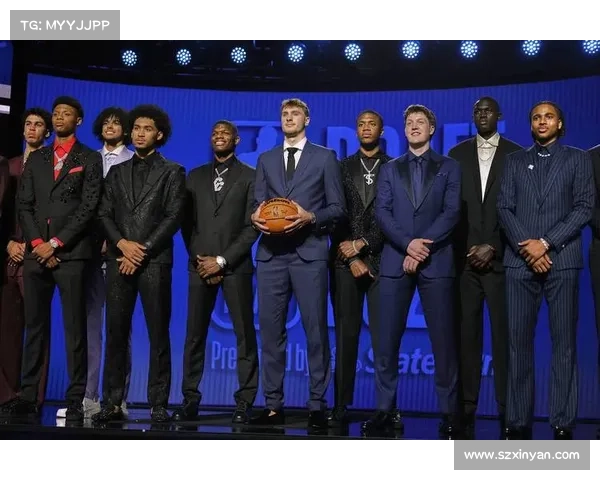 基德透露战湖人计划或继续启用弗拉格与浓眉双塔首发组合